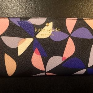 Kate Spade Hawthorne Lane Stacy Wallet - Pinwheel